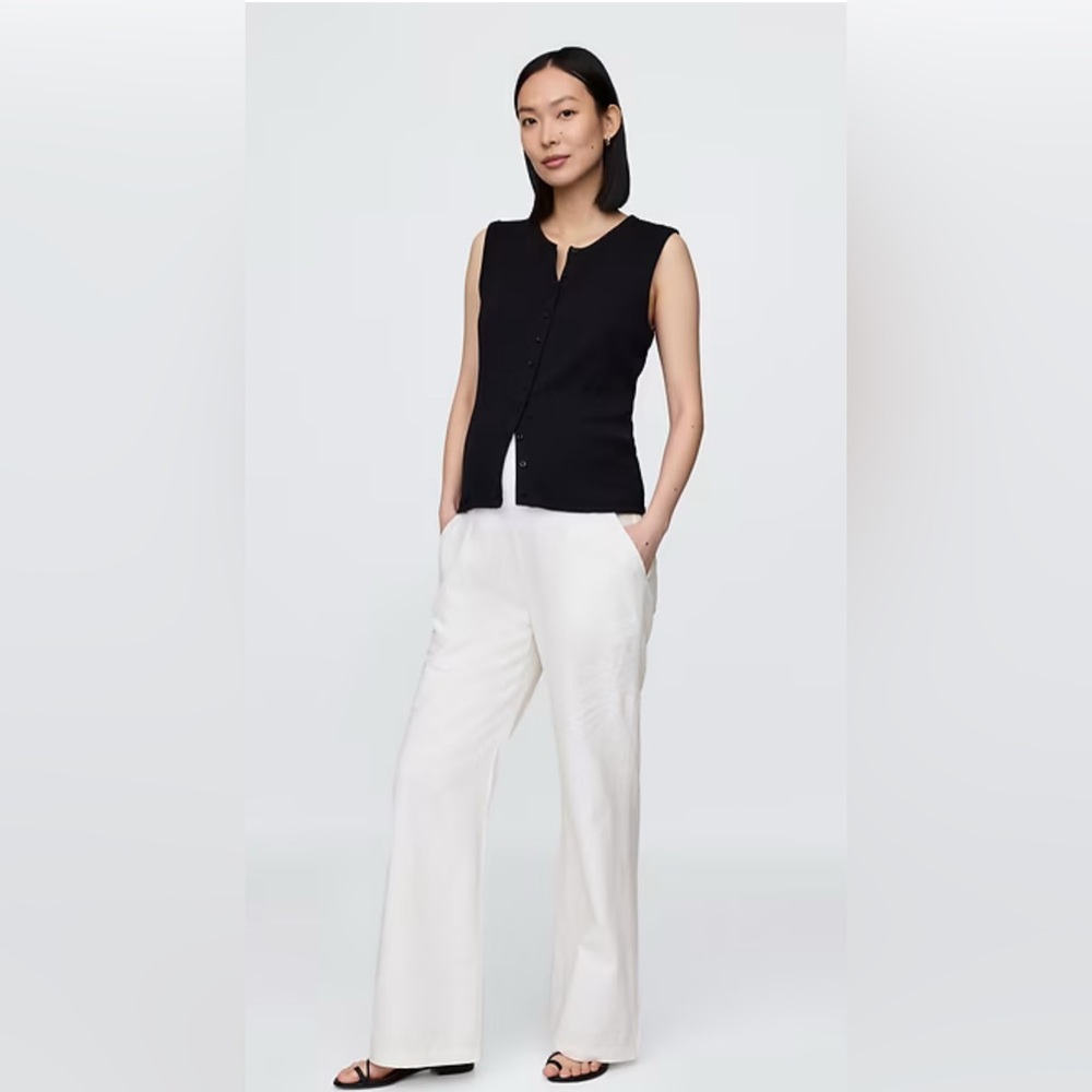 GAP Maternity White Straight Leg Pants